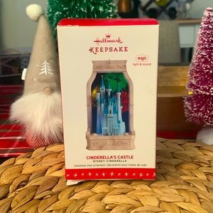 Cinderella’s Castle 2016 Hallmark Keepsake ornament